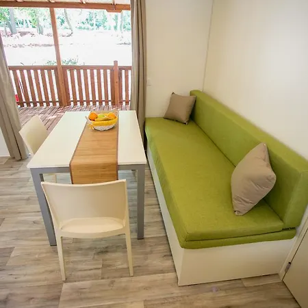 Istria Mobile Homes Bijela Uvala ホリデーパーク 4*