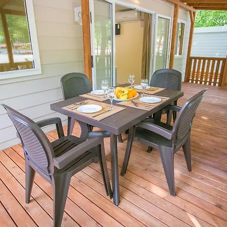 Istria Mobile Homes Bijela Uvala פארק נופש